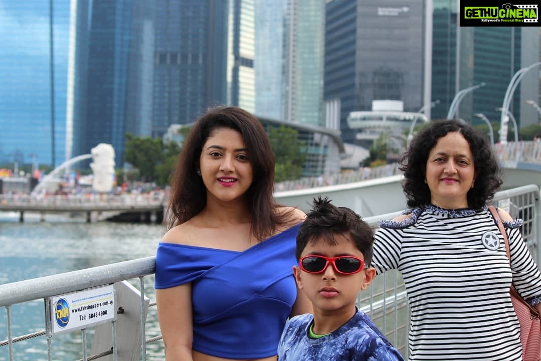 Shriya Sharma Instagram - Happiest Birthday to the lady that i inspire to be like... Thank you so much Maa for everything, words are too less to explain my gratitude to you for everything but nonetheless, i love you sooo much Maa ❤ May God give you a very Successful, Happy and Healthy life 😘 And everyone wish you all a veryy Happy New Year 💘