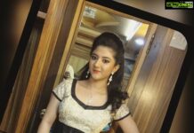 Shriya Sharma Instagram - So guys.. My performance for #SuperMasti will be telecasted tomorrow 6pm on ETV Telugu! I am sure u guys will like it... And thank you soo much for 1Lakh! More milestones yet to come! Love You All 😘 #LovethisHairDo #FavouriteStyle Nizamabad district