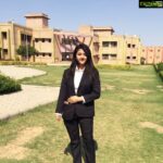 Shriya Sharma Instagram - A truly memorable experience 💕 #LawyerInMaking #MootingExperiences P. S. Ignore my face 🙈 National Law University, Jodhpur