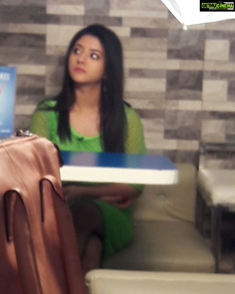 Shriya Sharma Instagram - #Candid #OutFocus
