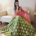 Shriya Sharma Instagram - Outfit for the Day for the opening of 25th store of #Kalamandir along with Olympic Winner P.V.Sindhu Styled by @megnayalamanchili Hair by #Durga MakeUp by #Madhu Visakhapatnam