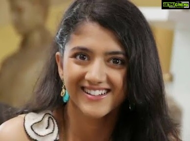 Shriya Sharma Instagram - This new year pledge to be happy Coz lifes to short to be sad 😉 #FirstPostof2016#Spreadsmiles#Spreadlove