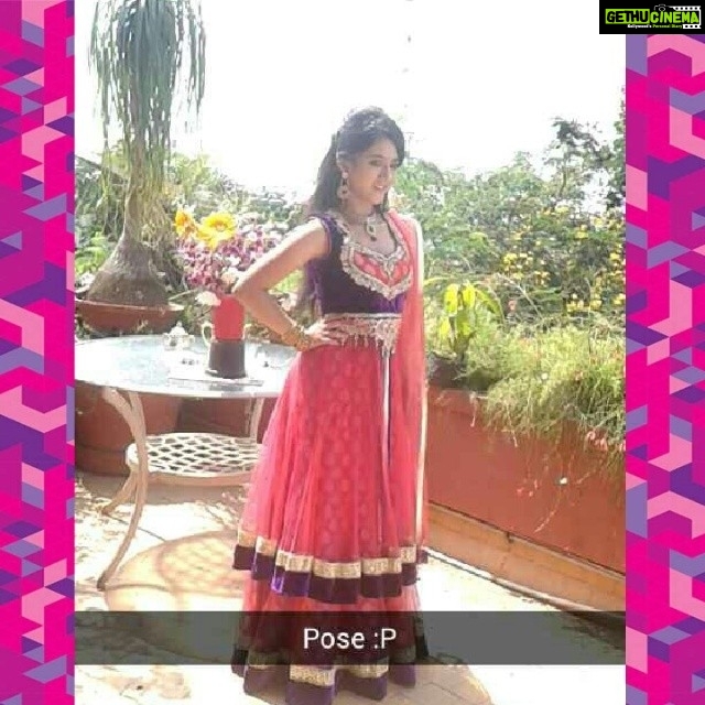 Shriya Sharma Instagram - Have you ever seen a hater doing better than you ? Neither have I ;;) Yess...Life Goes On.. There is more to life than just friend,enemies,relationships etc Shooting for this film has been such a great learning experience !! #iloveme#loveyourself#workonyourself Be big enough for people to critize you :'D
