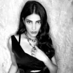 Shruti Haasan Instagram – 🖤 💎🧿 a pristine state of mind