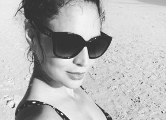 Shweta Bhardwaj Instagram - #beach 🏖 #calling #sea #love #sunshine on ur face