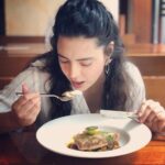 Shweta Bhardwaj Instagram – @saltwatercafe @riyaazamlani ❤️ with new normal