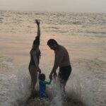 Shweta Bhardwaj Instagram - #sea #sunset #love 💗#babyray Goa, India