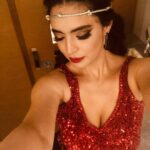 Shweta Bhardwaj Instagram - #stage look 👀#makeup #hair @makeupartisthemal