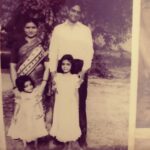 Shweta Bhardwaj Instagram – father like daughter always tilted neck #blackandwhite #mom like sis same #smile #family