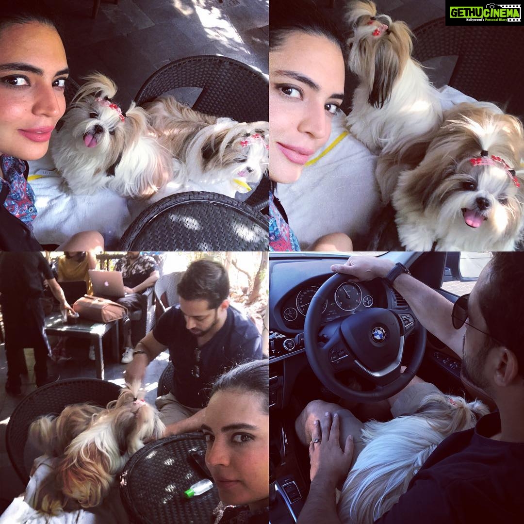 Shweta Bhardwaj Instagram - #baby #day #out #sunday #fun #day @chanchanshev with mom dad @bagelshopbandra thnkyunfor always allowing our kids