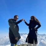 Shweta Bhardwaj Instagram - 40th with a men who is already 40 but it was best because we turn 40 with each other …….. 40 more ….. Means I will be living till 80 …. With u what the hell……yessssssss…to that because we don’t Ned any one els we to enough to drive each other crazy rest of life ….