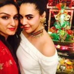 Shweta Bhardwaj Instagram - @chiragaroraa @akritikakar #ganpati #pooja love u both stay blessed and @sukritikakarofficial @prakritikakarofficial 😘😘