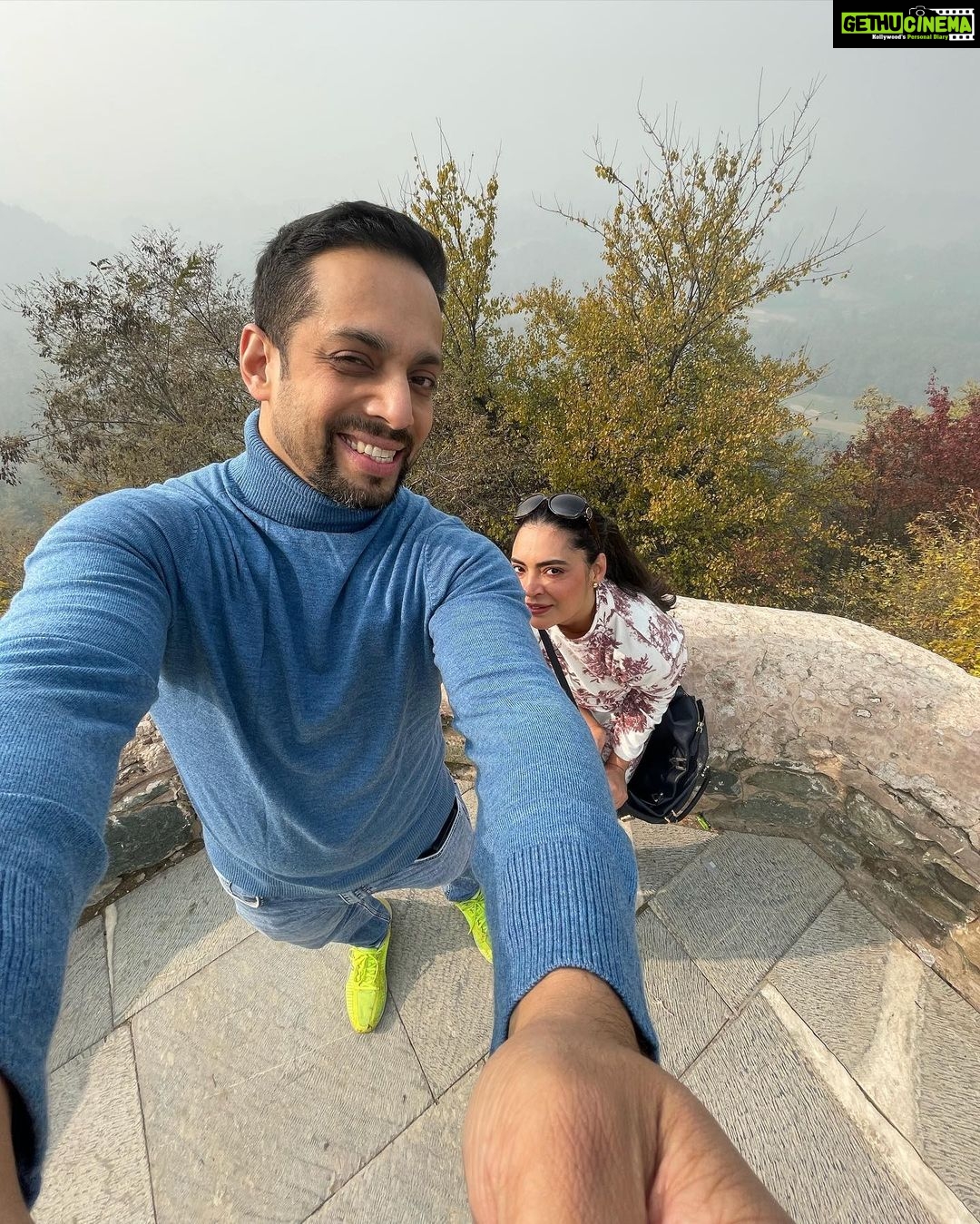 Shweta Bhardwaj Instagram - 40th with a men who is already 40 but it was best because we turn 40 with each other …….. 40 more ….. Means I will be living till 80 …. With u what the hell……yessssssss…to that because we don’t Ned any one els we to enough to drive each other crazy rest of life ….
