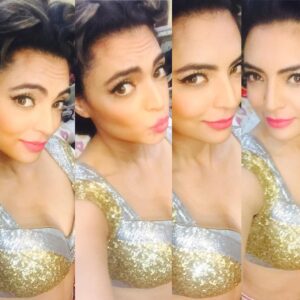 Shweta Bhardwaj Instagram - #shoot #life #hydrabad in 3day my fist selfie tells u the store of no time Hyderabad