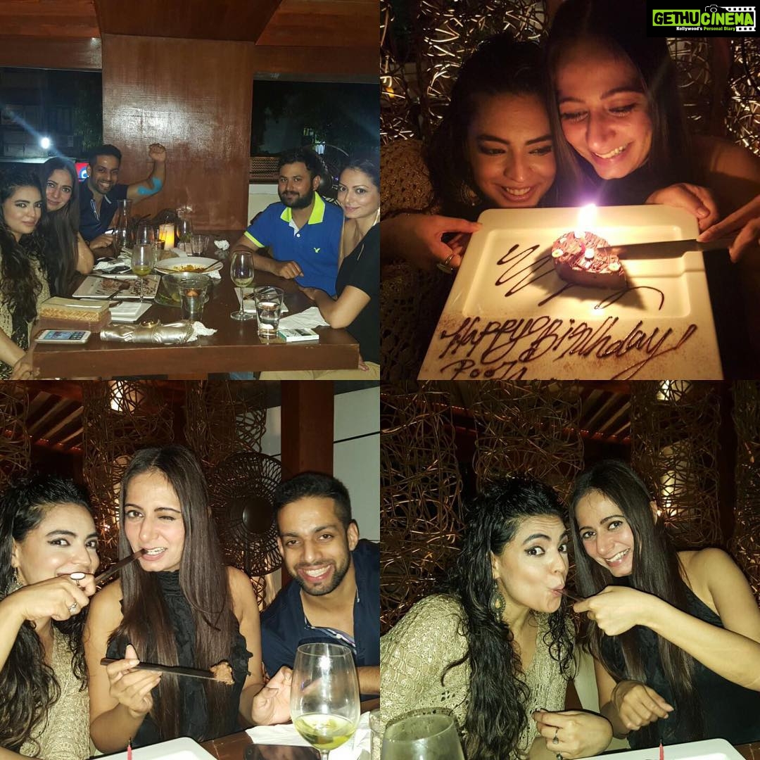 Shweta Bhardwaj Instagram - #happy #happy bday to @poojashukkla with @shonalrawat @abhishekaniltiwari @salilacharya and me