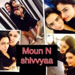 Shweta Bhardwaj Instagram – @imouniroy @N @memyselfshweta #shopping #date