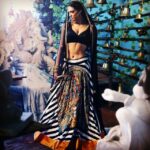 Shweta Bhardwaj Instagram – #in @roshnichopra #love #my #friend #hot and super talented