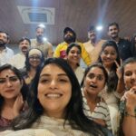 Shweta Menon Instagram - AMMA working committee formed ✌🏼 @amma.association @mammootty @mohanlal @actor.sidhique @edavelababu @maniyanpillaraju @lal_director @baburajactor @surabhi_lakshmi @pillai_manju @_tiny_tom_ @kaillash7 @actor_vijaybabu @pashanamshajioff @imbeena.antony @sarayu_mohan @parislaxmi @swasikavj @ansiba.hassan @riaa_saira @prajodkalabhavan @thesnyalikhan @ponnammababu @sureshkrishna_5 @lenaasmagazine @lakshmi.sruthi @devichandana82 @rachananarayanankutty @iamunnimukundan @actor_jayasurya @sudhirkaramana @shwetha_menon #amma #malayalam Association of Malayalam Movie Artistes