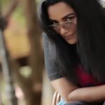 Shweta Menon Instagram – Catching up with the trend😎

DOP📷 @abi_fine_shooters 

MUA💄 @nagesh_makeupartist 

#shwethamenon #instagram #trendingnow