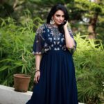 Shweta Menon Instagram - Happy Valentine’s Day 💝 #shwethamenon #valentineday Camera @akhil_photography_tvm MUA @mukeshmuralimakeover Stylist @sabarinathk_ Costume @ladies_planet_ Jewellery @mayoorajewels_by_archana Trivandrum, India