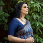 Shweta Menon Instagram - #shwethamenon 📸 @robin_fotografia . MUA @avinash_s_chetia . Stylist @sabarinathk_ . Saree @byhand.in . Jewellery @mayoorajewels_by_archana Believers Church Medical College Hospital