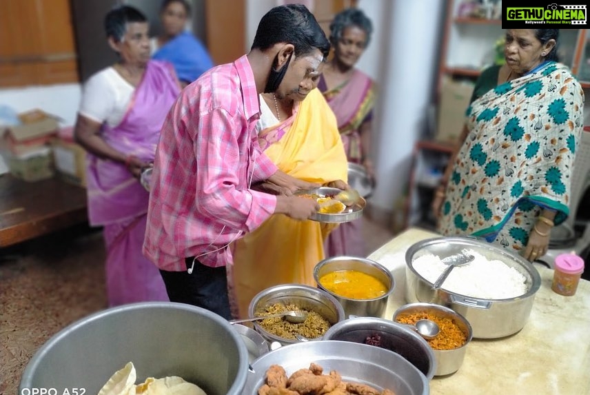 Sibi Sathyaraj Instagram - I sincerely thank dear Ganesh and my dear friend @rajkumar4u81 for organising this feeding program in an orphanage in Choolaimedu on #Dheeran’s bday!Sincerely touched by this wonderful gesture🙏🏻 #humanity #Respect #Dheeran #DheeranSibiraj #தீரன் #தீரன்சிபிராஜ்