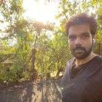 Sibi Sathyaraj Instagram – Nothing better to jumpstart the day with a morning walk with the sounds of nature!Good morning dear friends.Have a wonderful week😊👍🏻 #morning #morningvibes #morningwalk #health #healthylifestyle #fitness #fitnessgoals #sibiraj #sibisathyaraj #nature #sunrise #conoor #nilgiris #hillstation #hills #mountains #ooty #hillbilly
