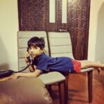 Sibi Sathyaraj Instagram – Dheeran’s  #ImWaiting moment😃 

#throwback #Sibiraj #sibisathyaraj #dheeransibiraj #dheeran #kidsofinstagram #childhood