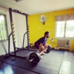 Sibi Sathyaraj Instagram – Raising the Bar.To inspire and to be inspired. #workout #powerlifting #Deadlift #Sibiraj #sibisathyaraj #gym #homegym #actorslife #actor #filmactor #fitness #fitnessgoals #lifeofanactor #tamilactor #tamilcinema #kollywood #தமிழன்