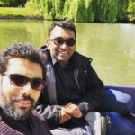 Sibi Sathyaraj Instagram – #Cambridge #photosofbritain #uktrip2019 #greatbritian #London #Familygoals @alagu6 @umasp09 Cambridge, Cambridgeshire