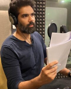 Sibi Sathyaraj Instagram - Happy to announce that I have completed the dubbing for my next film, ‘Maayon’.

Directed by @dirkishore, co-starring @itstanya_official, music by #isaignaniilayaraja sir, Produced by @doublemeaningproductions.

#Maayon #dubbing #newmovie #newfilm #sibiraj #sibisathyaraj #movies #tamilcinema #tamilmovie #newproject #workmode #movieupdates #tanyaravichandran #directorkishore #isaignani #ilayaraja #music