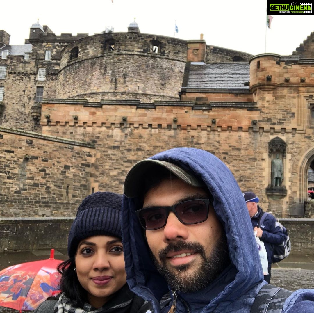Sibi Sathyaraj Instagram - #edinburghcastle #edinburgh #rainyday #holiday Edinburgh Castle
