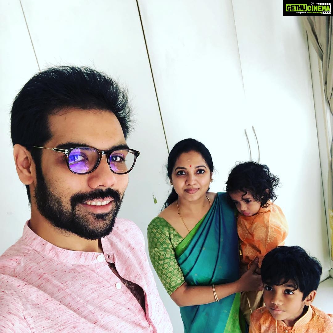 Sibi Sathyaraj Instagram - அனைவருக்கும் எனது இனிய பொங்கல் மற்றும் தமிழர் திருநாள் நல்வாழ்த்துக்கள்!🙏🏻 #Pongal2019
