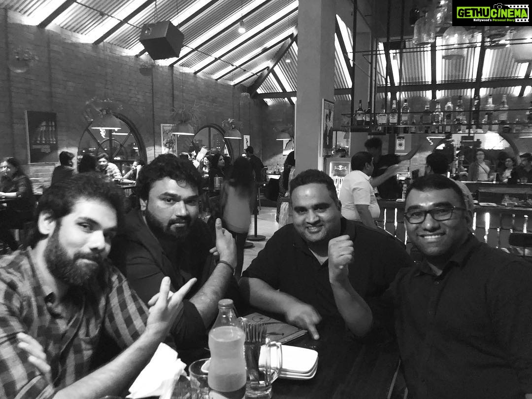 Sibi Sathyaraj Instagram - With the new king(@karunmatt) of good times #watsonschennai #chennainightlife