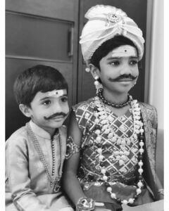 Sibi Sathyaraj Instagram - It's always a great feeling to watch your kids grow up.We accompanied my son Dheeran for his school's online Independence Day celebration, where every child was required to dress up as a freedom fighter.It was such a joy to watch him adorn the persona of Theeran chinnamalai for his competition. Samaran joins his big bro to show his bit of patriotism. It's really nice to see them try different things that bring back my childhood memories. 😊

#dheeransibiraj #samaransibiraj #revathisibiraj #sibiraj #sibisathyaraj #fancydress #dressup #freedomfighter #freedom #independenceday #independenceday2021 #celebration #dadson #dadsonlove #memoriesforlife #kids #theeranchinnamalai #persona #patriosim #family #familytime #fambam #happiness #moments #childhood #photooftheday