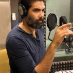 Sibi Sathyaraj Instagram - Happy to announce that I have completed the dubbing for my next film, ‘Maayon’. Directed by @dirkishore, co-starring @itstanya_official, music by #isaignaniilayaraja sir, Produced by @doublemeaningproductions. #Maayon #dubbing #newmovie #newfilm #sibiraj #sibisathyaraj #movies #tamilcinema #tamilmovie #newproject #workmode #movieupdates #tanyaravichandran #directorkishore #isaignani #ilayaraja #music