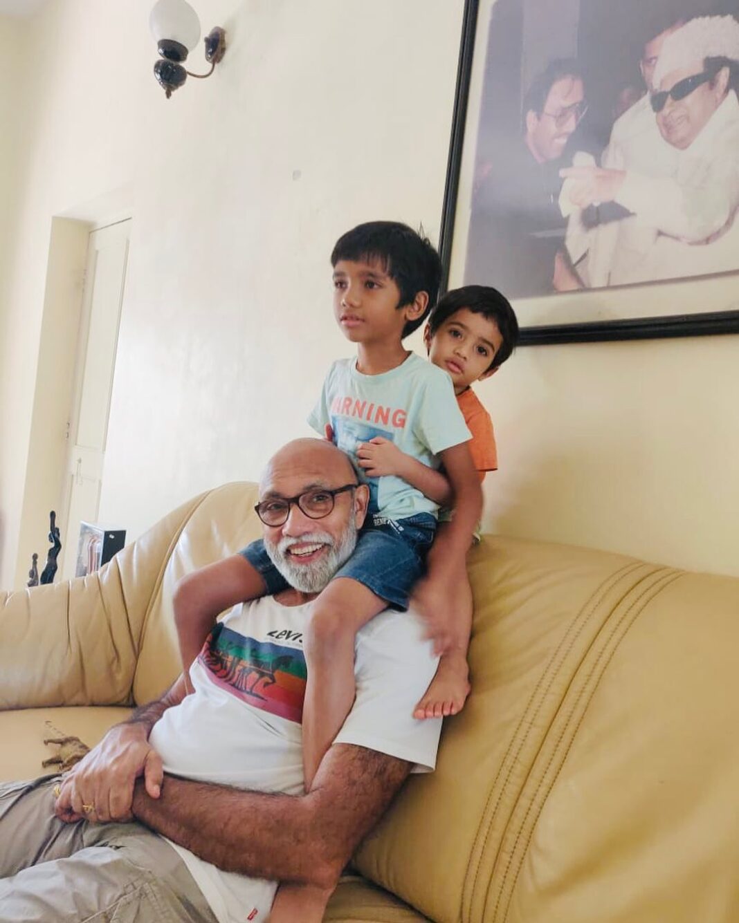 Sibi Sathyaraj Instagram - Grandsons with Grandfather and Great-Grandfather😊 #family #familyteam #sons #dad #DheeranSibiraj #SamaranSibiraj #ranbrothers #Sathyaraj #Sibiraj #SibiSathyaraj #Grandfather #Grandson #GrandfatherLove #familygoals #MGR #PuratchiThalaiver #PuratchiTamilan #puratchithalaivarmgr #greatgrandfather #happymoments #staysafe #stayhome #stayhomestaysafe