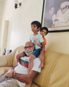 Sibi Sathyaraj Instagram - Grandsons with Grandfather and Great-Grandfather😊

#family #familyteam #sons #dad #DheeranSibiraj #SamaranSibiraj #ranbrothers #Sathyaraj #Sibiraj #SibiSathyaraj #Grandfather #Grandson #GrandfatherLove #familygoals #MGR #PuratchiThalaiver #PuratchiTamilan #puratchithalaivarmgr #greatgrandfather #happymoments #staysafe #stayhome #stayhomestaysafe