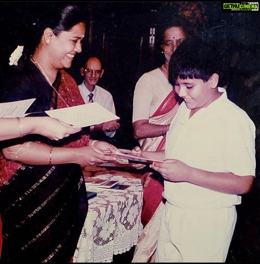 Sibi Sathyaraj Instagram - ‘A mother is not only a son’s parent but also his first teacher, best friend and mentor. Wishing all the wonderful mothers a very happy Mother’s Day’ 😊💐 #happymothersday #mothersday #motherslove #happymothersday2021 #mother #family #motherlove #parenting #happytimes #memories #momsonlove #amma #sibiraj #sibisathyaraj