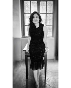 Sija Rose Instagram - Not a perfect time 
But sending smiles for some positive thoughts.
Prayers for the recovery
Hope to get things better
.
Thank you to all those helping hands!
.
Dress: @shopemmyrobe 
.
#recovery #hope #staysafe #stayhome 
#blackdress  #ownit