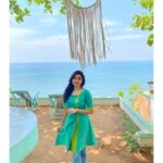 Sija Rose Instagram – Places,moments and time remain as memories forever…
.
Cherishing memories cuz thats all i have!
.
Thank you @rithuclothing for this elegant top
.
#travel #cliffstories #beach #greenblue #cheerstolife