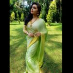 Sija Rose Instagram – Merging with the green around me!
.
When my lulu @lakshmi.sruthi  styles and clicks pics of me
🥰
.
#saree #sareedraping #greenwitch #toomuchgreen #indianattire