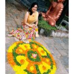 Sija Rose Instagram – Wishing you all a very 
Happy Onam! 
🥰
.
#happyonam #happyonam2020 #pookalam #yellowdress #kasavu #kerala #traditional #keraladress #pookalam Kerala