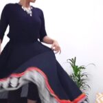 Sija Rose Instagram - The movie Mayanadhi has touched all hearts and the song Bawara Mann sung by @darshanarajendran has been in loop on and on. Thanks to the team for doing magic through movies. . Here's my small attempt to portray how my mind and body moves to the itsy bitsy portion of the song. . I DONOT OWN THE RIGHTS TO THIS MUSIC. ITS ONLY USED FOR MY CREATIVE PURPOSE . *Anklets : @nakshatra__online_by_riya_mary Dangling earrings @goldeneyedowl 😍 #dance #blacknblack #mayanadhi #tovinothomas #aashiqabu #filmsong #aishwaryarajesh #leona #bawaramann #kannamma #kanmani #appleofmyeye #dancer #indiandance #choreography #simpledance #filmsongs #indianattire #igtv @bollyshake @indiandancingstars @danceofyou @filmydance @onedancemag @bollydancenetwork #malayalam #malayalammovies #semiclassical #classicaldance #expression @dancersofindia @indian.dancers.community @anyone_can_dance #dancecover #dancechoreography