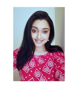 Sija Rose Instagram - Once in a lifetime moment . When the lights, hair, posture align to give me a decent pic #dolledup #quarantined #may #reddress #littleredridinghood #kohleyes #keepyoursmile #kanmani #appleofmyeye