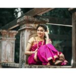 Sija Rose Instagram – 🦄
.
📷 @mad_george_fashion .
#saree #magenta #colourpop #indian #traditional #poser #kannamma #kanmani #colourpop