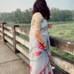 Sija Rose Instagram – Naa naaa ..
Naa aas paas aa rahi baraat 🤭
.
💕
#reels  #instagood #reelsindia #reelsinstagram #reelitfeelit #trendingreels #trend #reelsindiaofficial #hindisongs #saree #nath #nathni