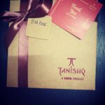 Sija Rose Instagram - Thank you #tanishq for your invite to an exclusive preview to your curated collections at your NEW SHOWROOM at PADIVATTOM . Had an amazing time trying out the beautiful jewels. . An exquisite collection of Gold, Platinum and Diamond jewellery awaits you along with several STORE OFFERS . Congratulations #tanishq #padivattom #newshowroom #jewellery @tanishqjewellery . Thank you @govindrajkamath and family for the warm welcome.Best wishes. #jewelry #golden #gold #antique Tanishq