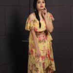Sija Rose Instagram - Sija Rose wearing Georgette chiffon asymmetric skirt pairing off shoulder crop top in floral design . In frame : @sija_rose_george Photography : @aniesh_upaasana_studio In association with @redfmmalayalam Makeup : @neethu_makeupartist Styling : @leirakuncysiby Jewellery : @ladies_planet_rental_jewellery @silver_andsalt . #swayamvarasilks #redfmmalayalam #glamnglitz #sijarose #sija #malayalamactress #roymovie #roy #latest #malayalam #malayalamactor #celebrity #reelkarofeelkaro #reelsitfeelsit #celebreels #reelsofinstagram #kannadafilm #kannada #kasadathapara #udanpirappe #ootd #style #bhfyp #makeover #traditional #jacket #skirt
