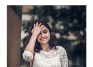 Sija Rose Instagram - :) Thank you @manumulanthuruthyphotography #photography #whitenbrownmix #lace #lifetakesguts Kochi, India